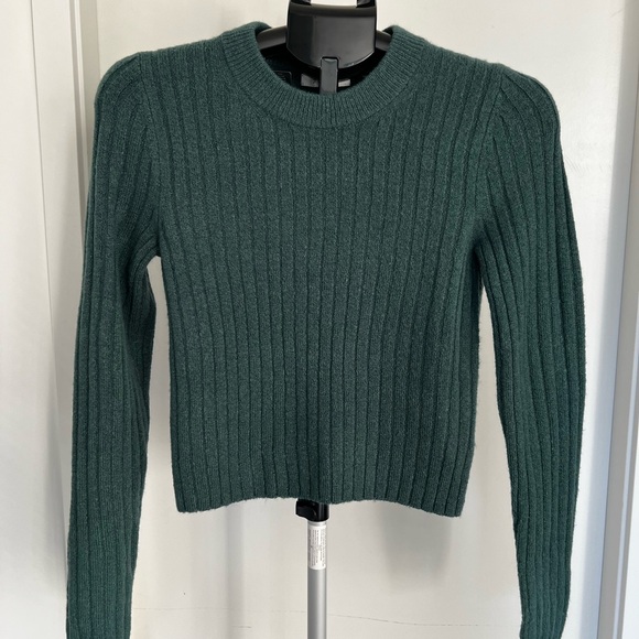 Madewell Sweaters - Madewell Dark Green Ribbed Crew Neck Sweater